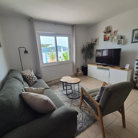 Feriehus Sea Oasis Ratac Slano